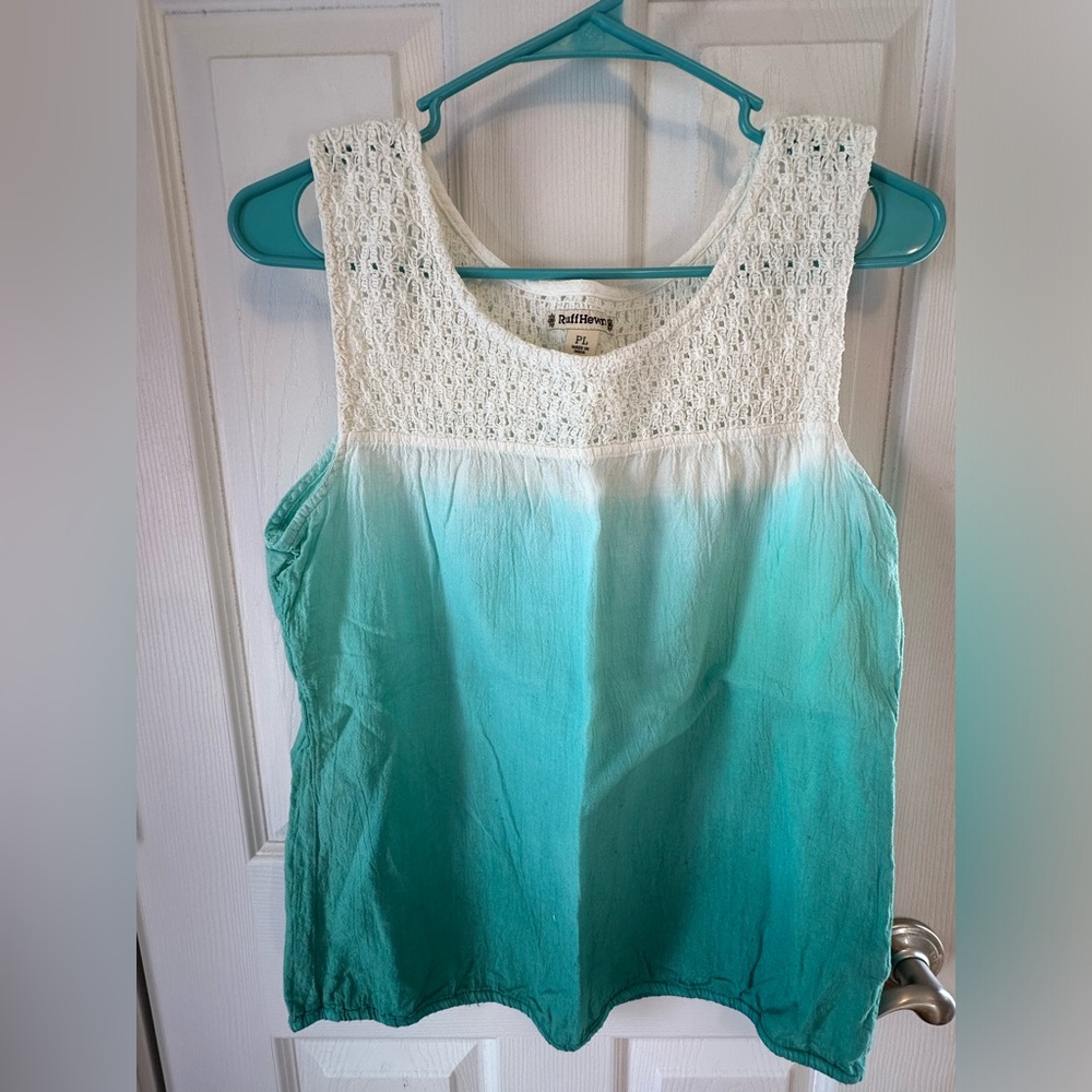 Ruff Hewn top, Size LP, great condition